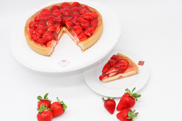 Erdbeer Royal Torte aus der Conditorei Sluka